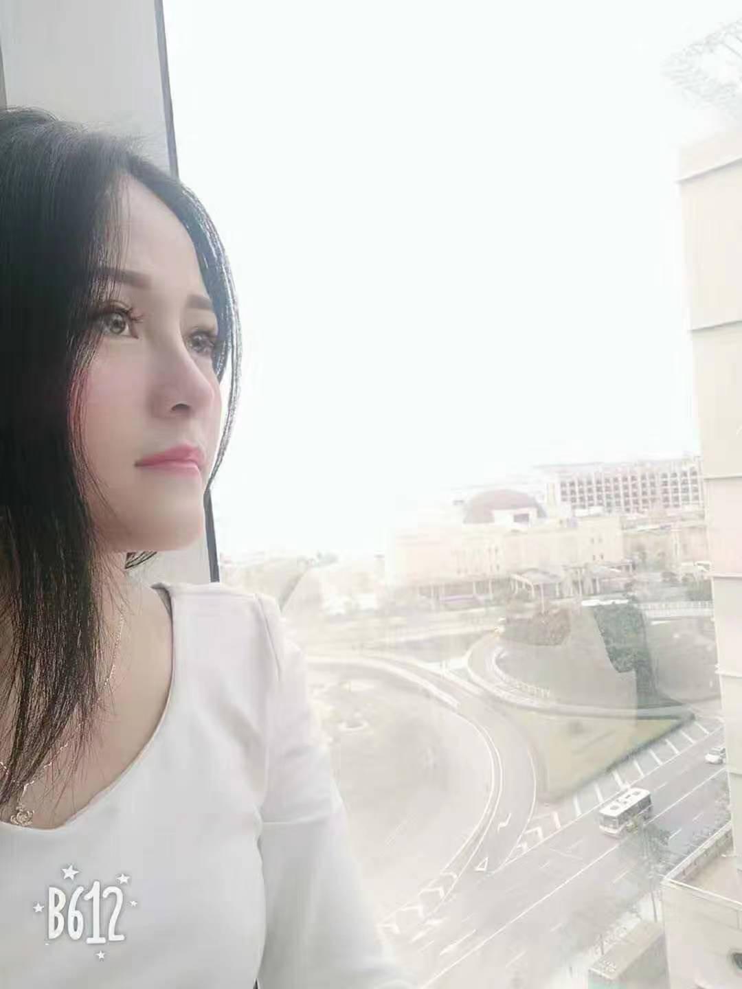 会夹的嫩妹全昆明就一个